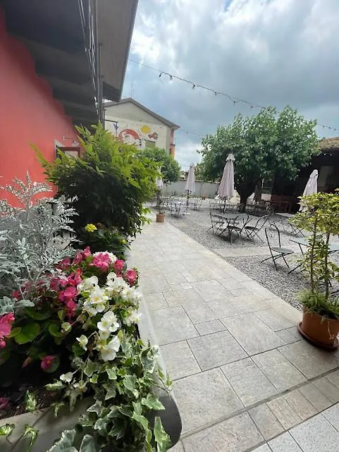 فندق Il Cortile Da Tania Zanica 0*,  إيطاليا